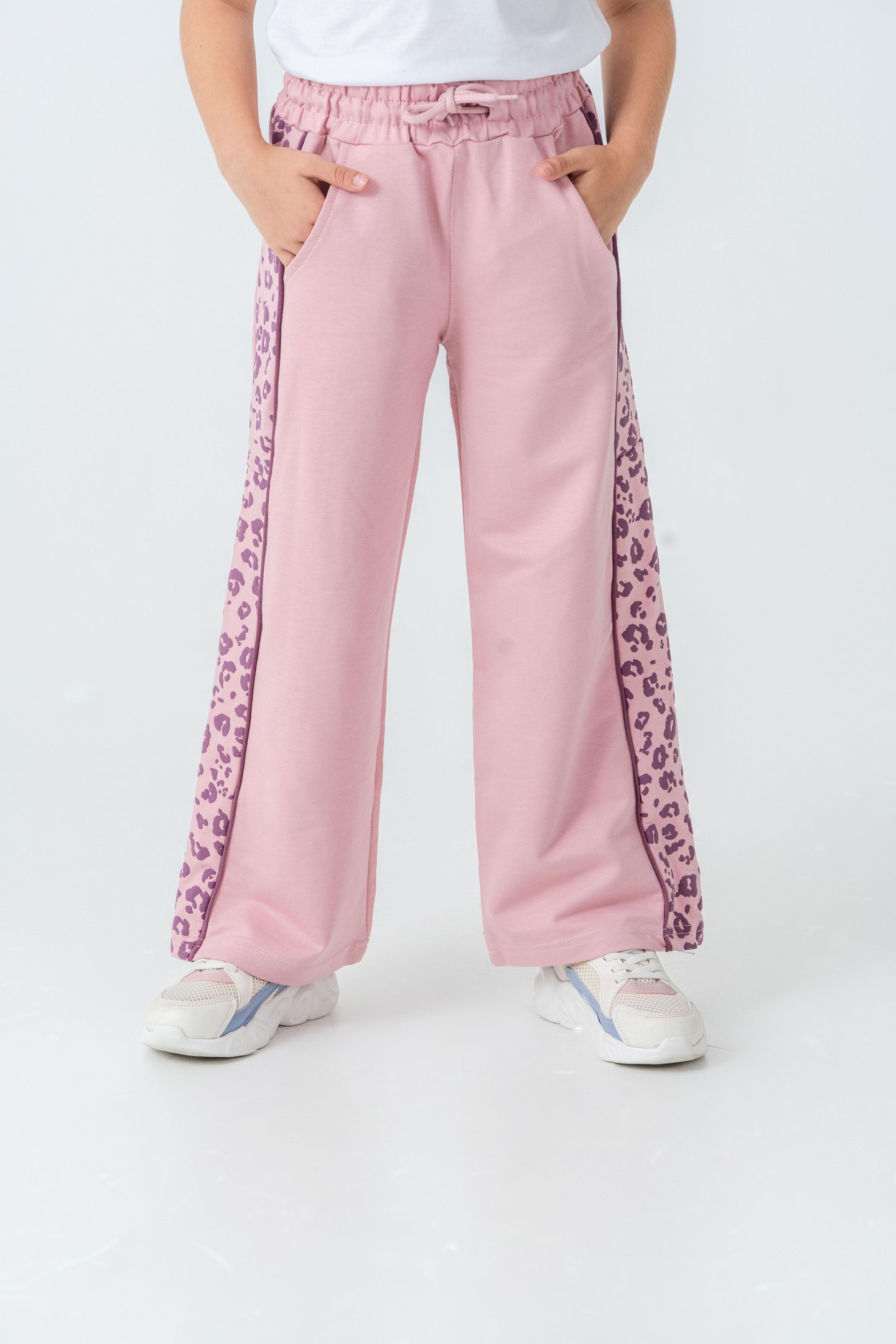 Yan İki Parça Boydan Baskılı Kız Çocuk Eşofman Altı