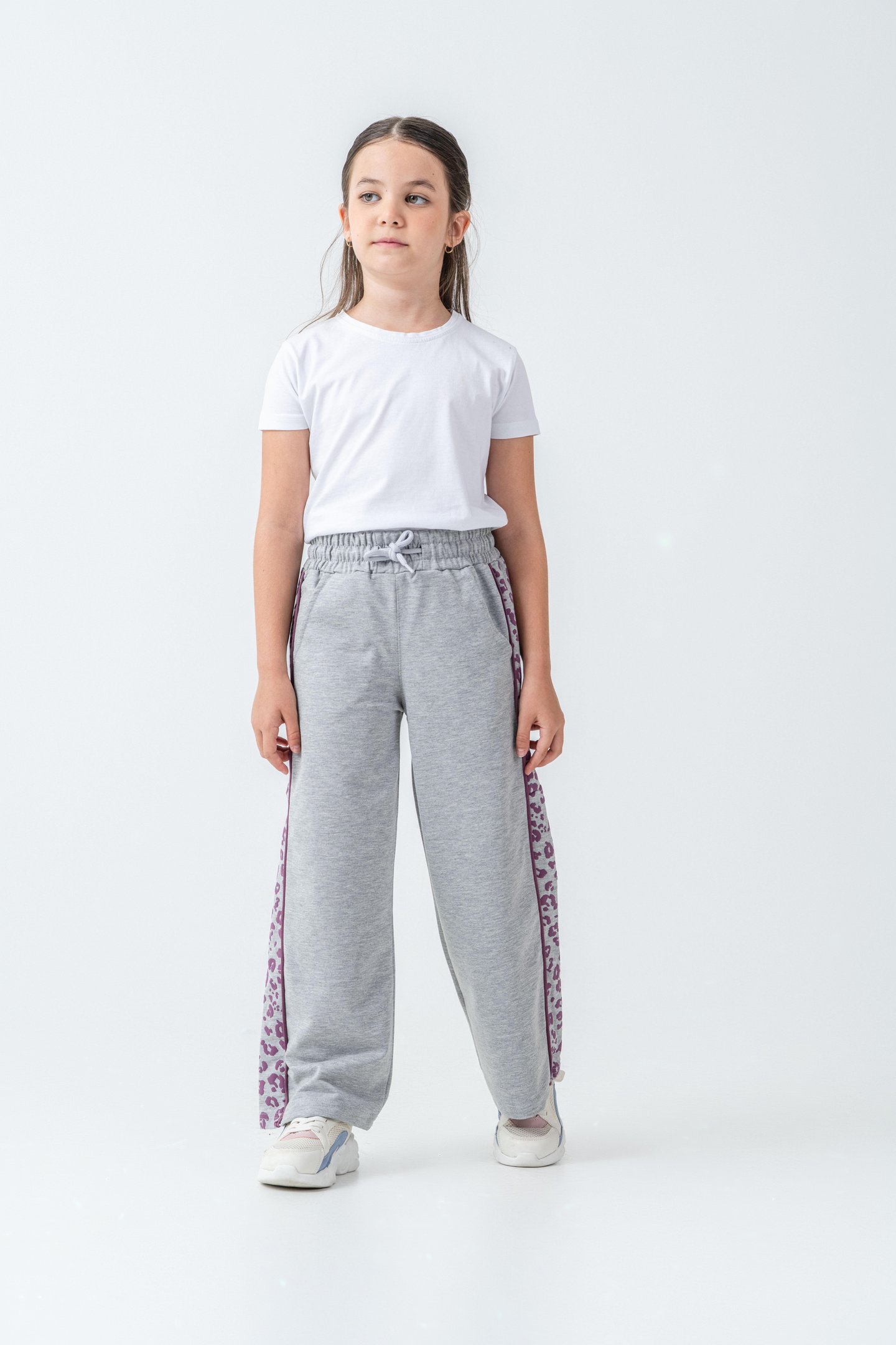 Yan İki Parça Boydan Baskılı Kız Çocuk Eşofman Altı