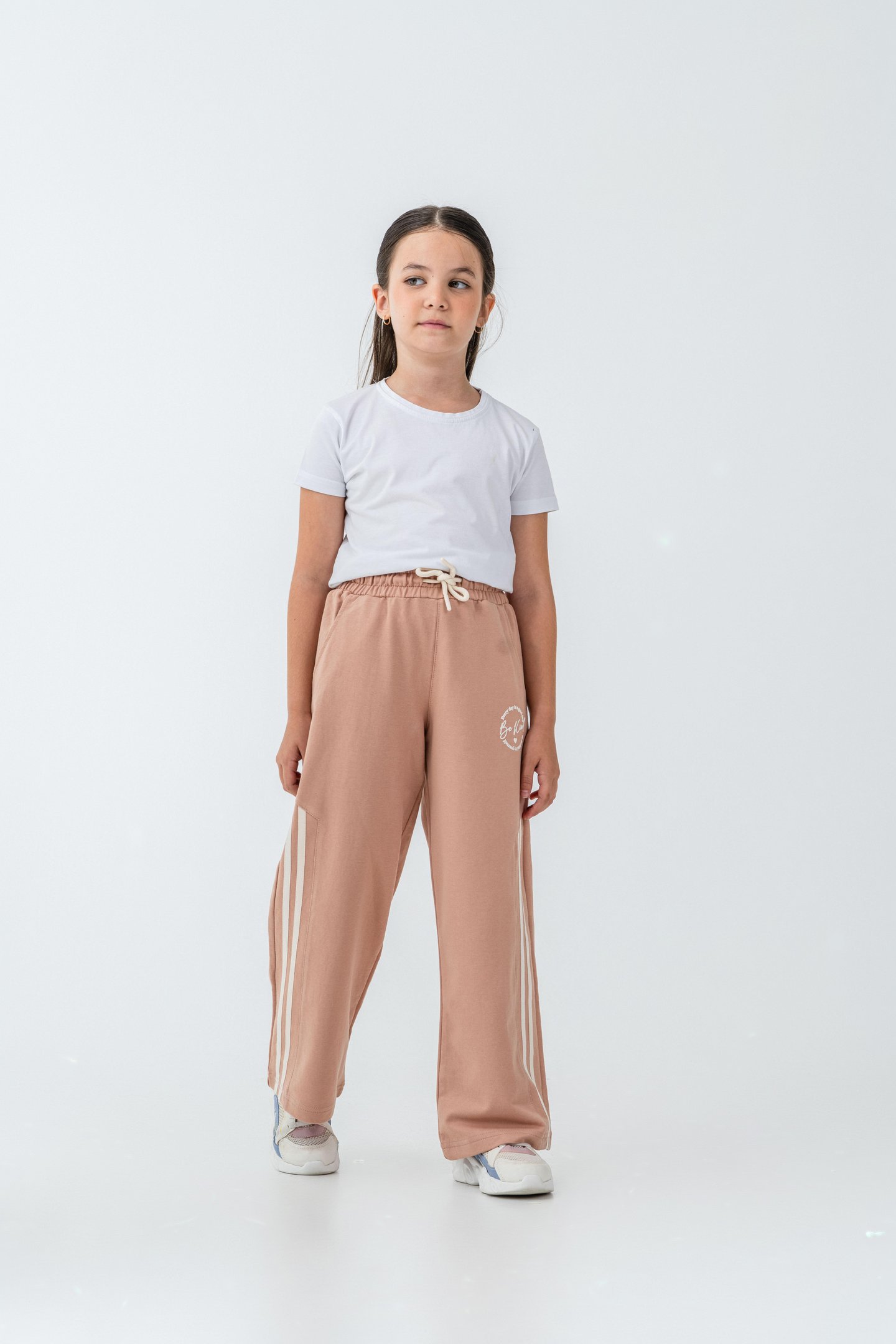 Yanlar Grogren Şeritli Bol Paça Önü Baskılı Kız Çocuk Eşofman Altı