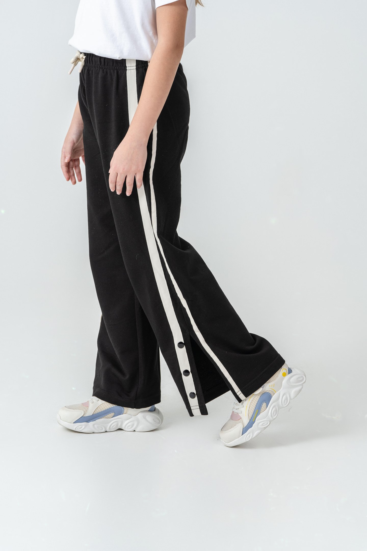 Yanlar Grogren Şeritli Paçalar Çıtçıtlı Kız Çocuk Eşofman Alt