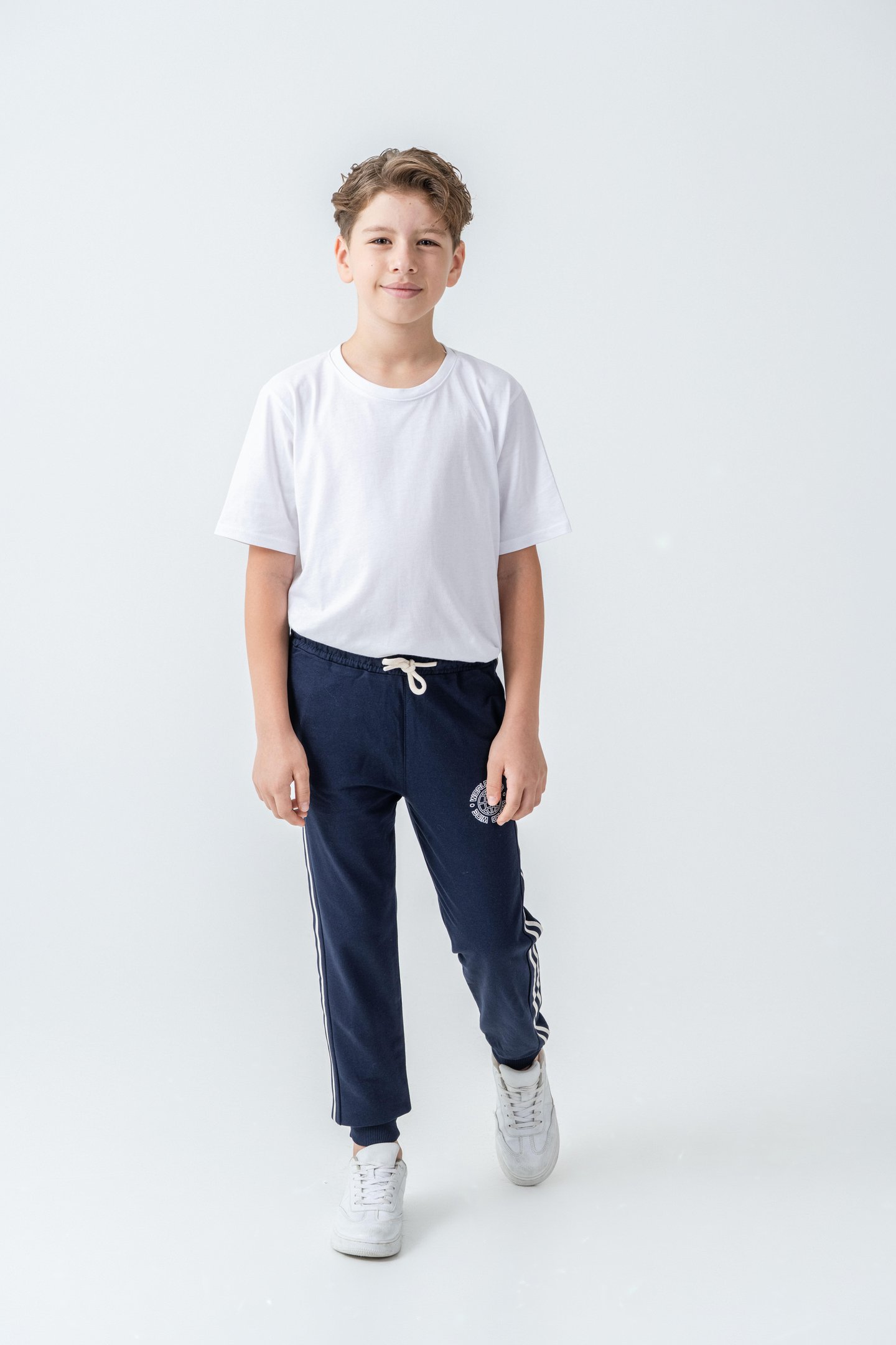 Yanlar Şeritli World Wide Baskılı Erkek Çocuk Eşofman Altı