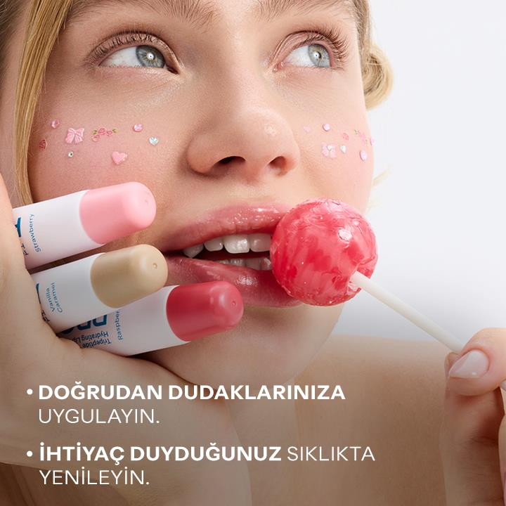 Nemlendirici ve Parlatıcı Dudak Bakımı | Tripeptide Hydrating Lip Balm - Strawberry 15 ml