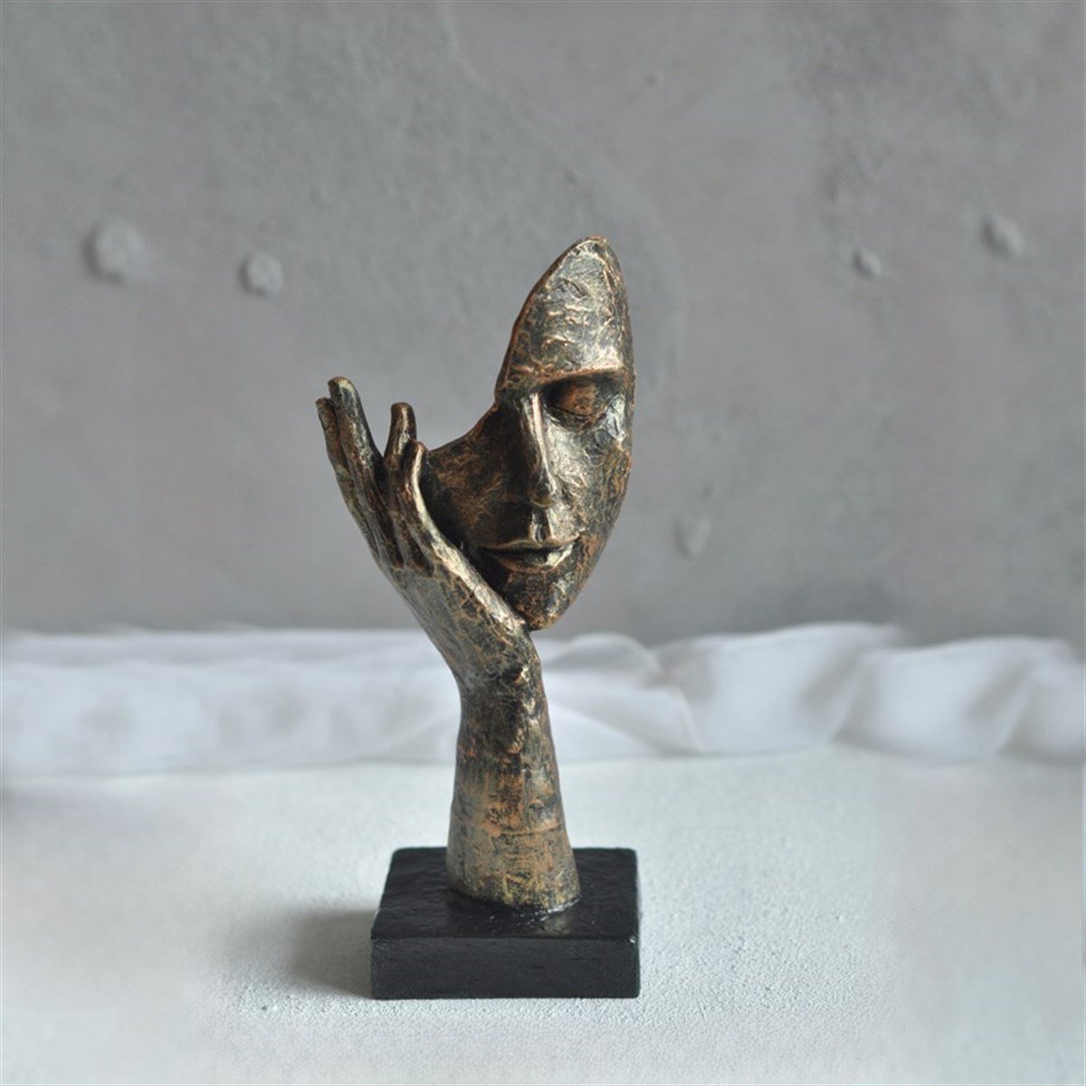 أنا سعيد قناع الكائن