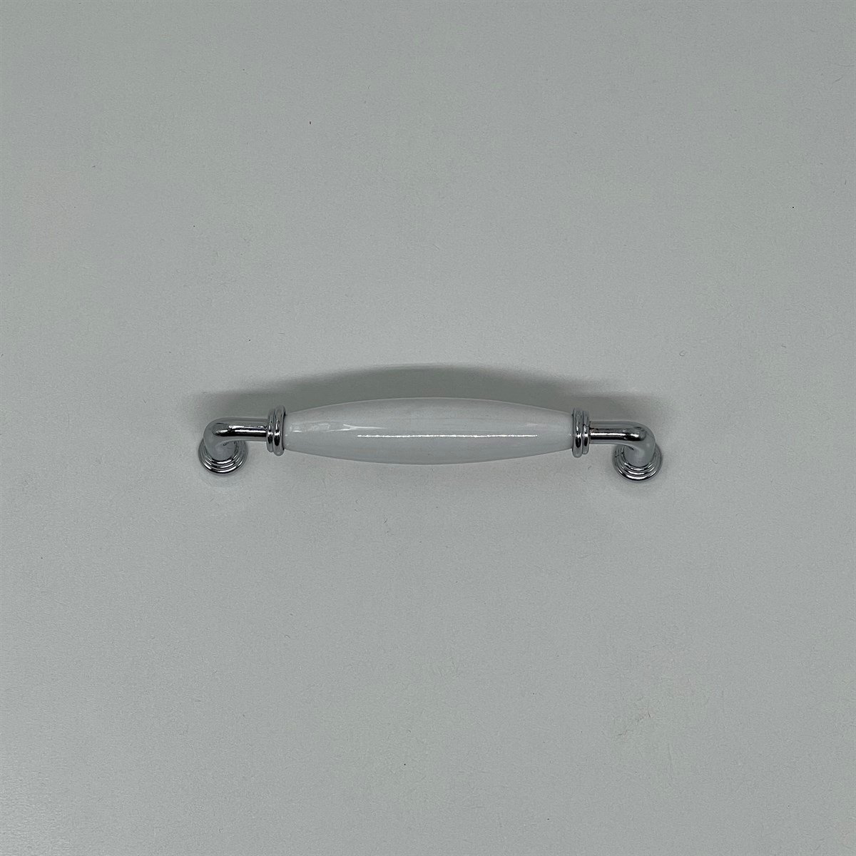 Фарфоровая ручка 128 мм