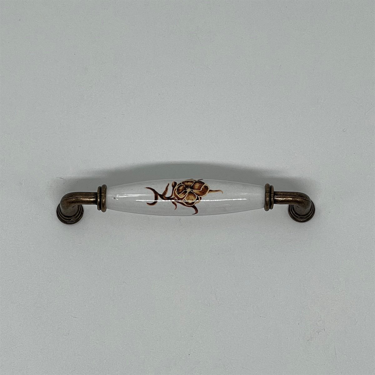 Фарфоровая ручка 128 мм