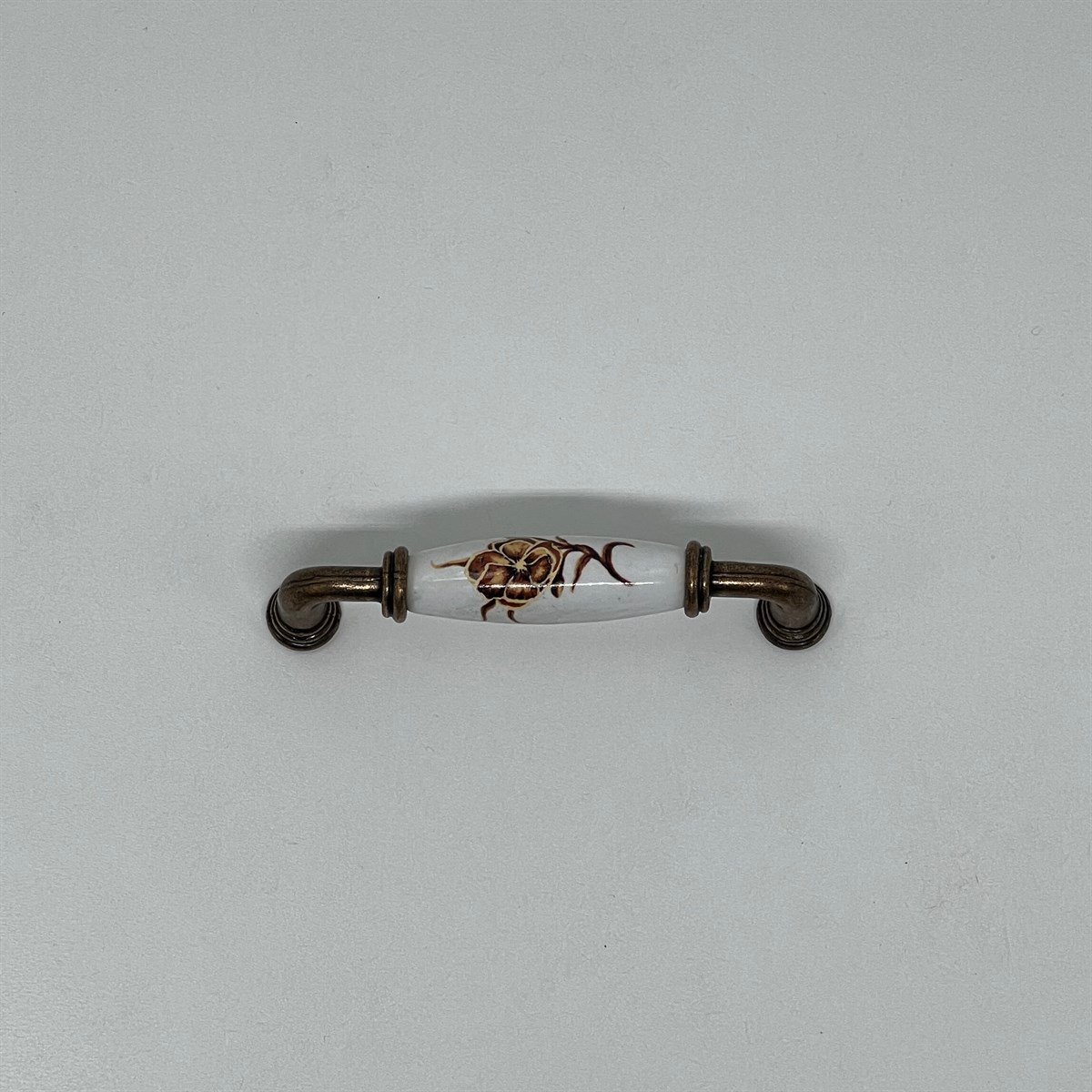 Фарфоровая ручка 96 мм