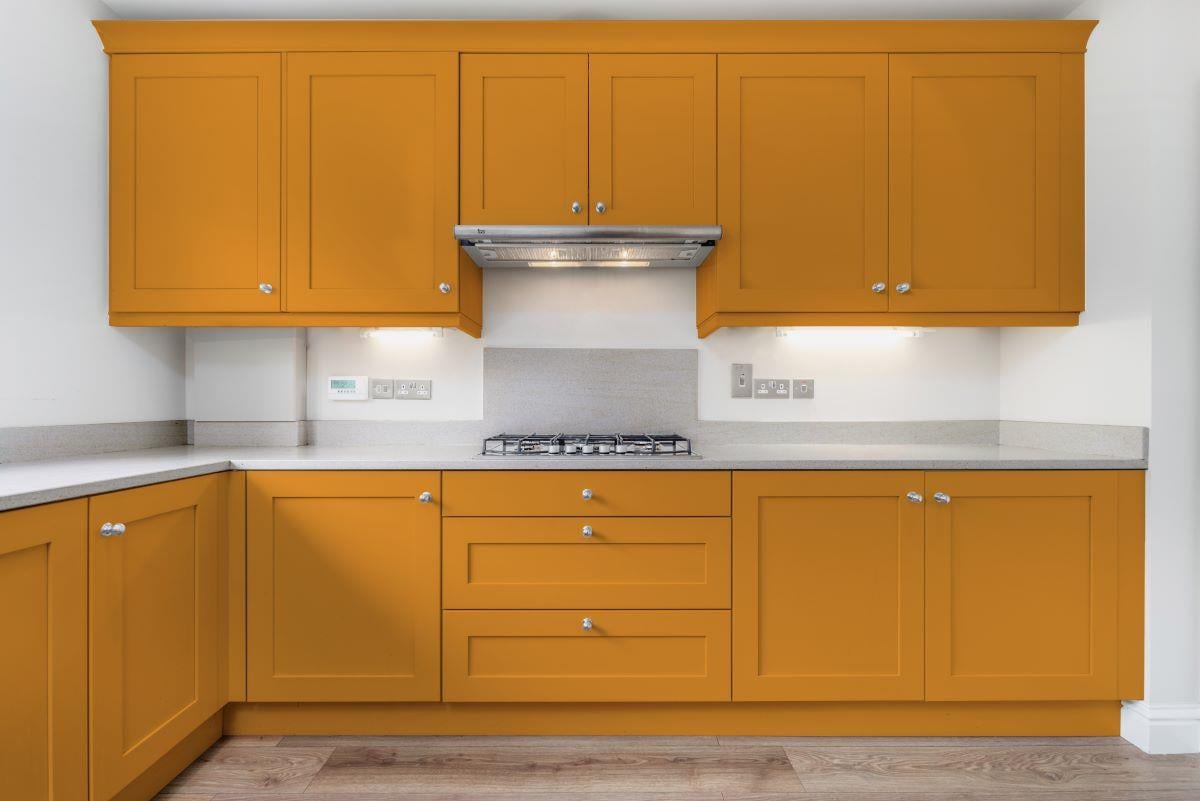 Cadence H010 Ярко-оранжевая многослойная акриловая краска 2LT (3 кг)