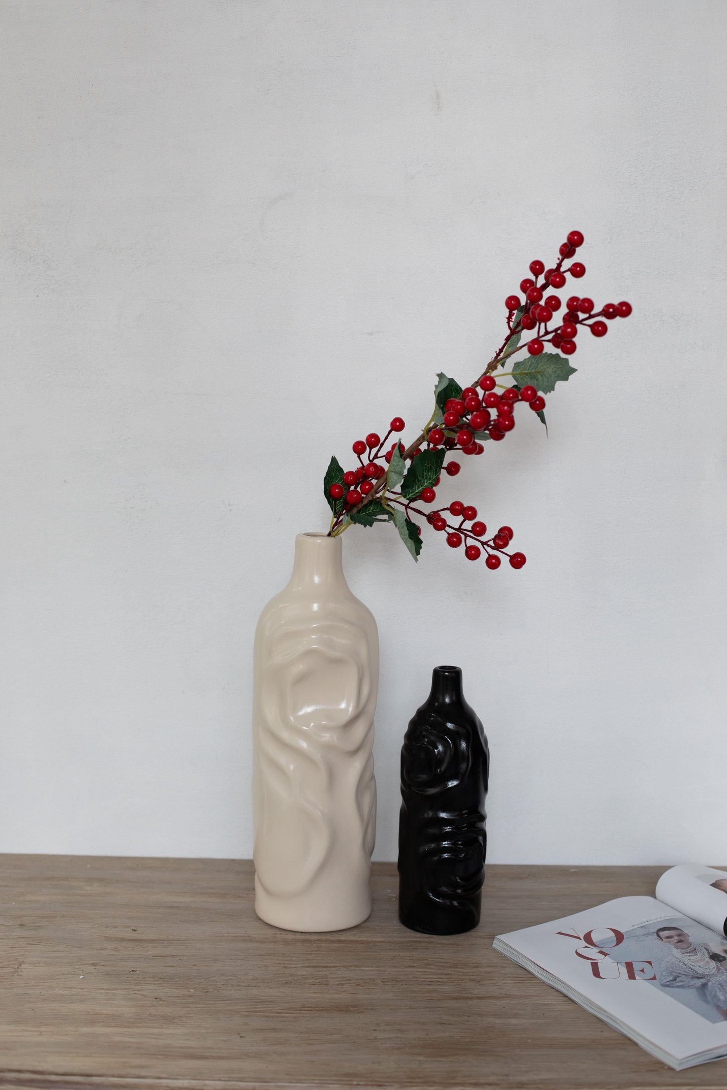 Moderna Seri Seramik Siyah Rose Vazo Küçük