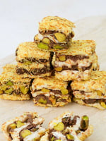 kadayıflı, çikolatatalı, antep fıstıklı baklava lokum