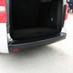 Citroen Jumpy Spacetourer Parlak Siyah Arka Tampon Eşiği 2017 Yılı ve Sonrasına Uyumludur