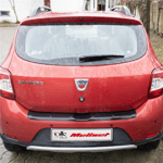 Dacia Sandero Stepway Parlak Siyah Arka Tampon Eşiği 2012-2020 Yılı ve Arasına Uyumludur