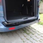 Ford Courier Parlak Siyah Arka Tampon Eşiği 2014-2024 Yılı ve Arasına Uyumludur