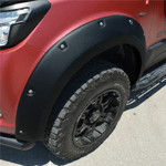 Nissan Navara Tek Depolu Vidalı Çamurluk Dodik 2016 Yılı ve Sonrasına Uyumludur