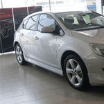 Opel Astra J HB Yan Marşpiel 2010-2015 Yılı ve Arasına Uyumludur