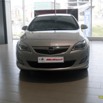 Opel Astra J Ön Karlık 2010-2015 Yılı ve Arasına Uyumludur