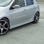 Renault Clio 3 HB Yan Marşpiel 2006-2012 Yılı ve Arasına Uyumludur