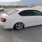 Skoda Octavia Arka Cam Üstü Spoiler 2013-2019 Yılı ve Arasına Uyumludur