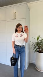 Bebe Yakalı Çiçek İşlemeli T-shirt Ekru