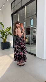 Lilyumlu Çiçekli Elbise Siyah