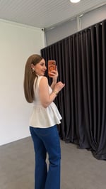 Livia Sıfır Kol Altı Fırfırlı Bluz Ekru