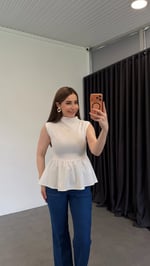 Livia Sıfır Kol Altı Fırfırlı Bluz Ekru