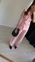 Siyah Düğmeli Takım Pembe