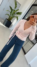 Toz Pembe Bağlamalı Triko