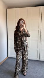Bağcıklı Gömlek Leopar Takım Kahverengi 