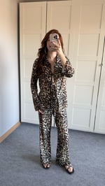 Bağcıklı Gömlek Leopar Takım Kahverengi 