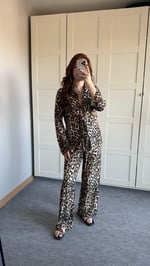 Bağcıklı Gömlek Leopar Takım Kahverengi 
