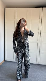 Bağcıklı Gömlek Leopar Takım Siyah 