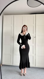 Beyaz Yaka Fırfırlı Triko Elbise Siyah