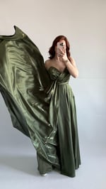 Butterfly Saten Detaylı Abiye Haki Yeşil