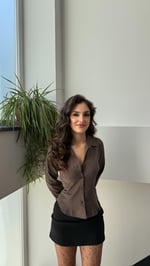 Çan Kollu Vücuda Oturan Gömlek Kahverengi 