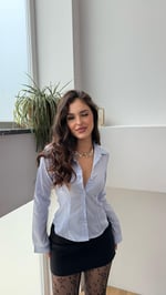 Çan Kollu Vücuda Oturan Gömlek Mavi 