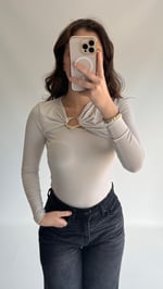 Deba Demir Detaylı Bluz Bej
