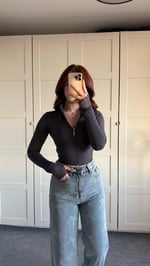 Fermuarlı Parmak Geçirmeli Crop Füme