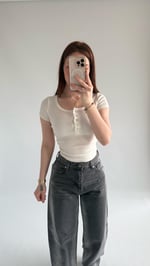 Fitilli Çıtçıtlı Kısa Kol Tişört Beyaz