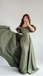 Gardenya Saten Kuyruklu Taşlı Abiye Haki Yeşil