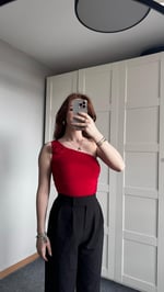 Gül Broş Tek Kol kırmızı