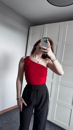 Gül Broş Tek Kol kırmızı