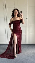 Jasmin Pullu Düşük Omuz Abiye Bordo
