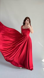 Julia Kare Yaka Saten Abiye Kırmızı 