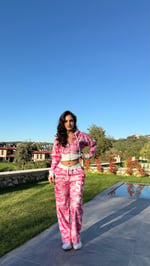 Kamuflaj Crop Takim Pembe