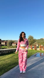 Kamuflaj Crop Takim Pembe
