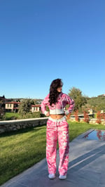 Kamuflaj Crop Takim Pembe