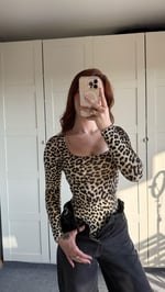 Kare Yaka Bodysuit Uzun Kol Leopar