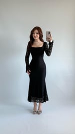 Kare Yaka Dantel Midi Elbise Siyah