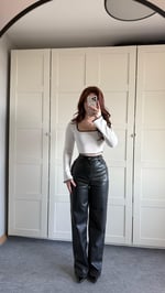 Kare Yaka Volanlı Kol Crop Beyaz