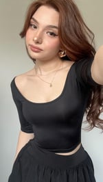 Kayık Yaka Yarım Kol Siyah Bluz 